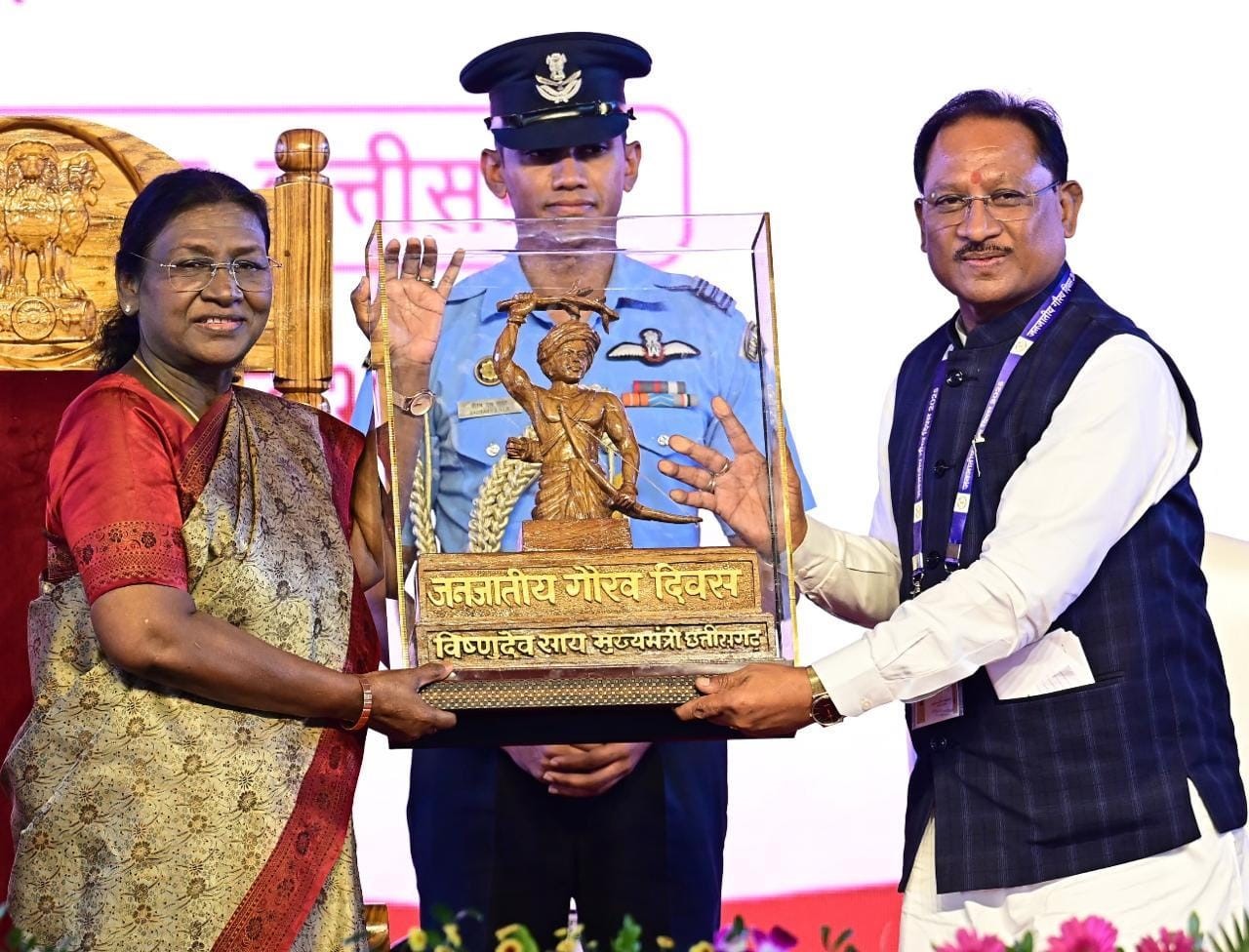 President Murmu Applauds ‘Jashcraft’ and the Skills of Tribal Women of Jashpur